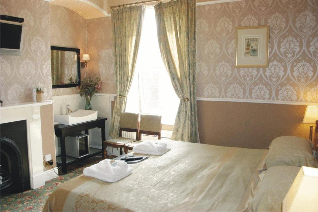Grantley House Hotel Whitby Room photo